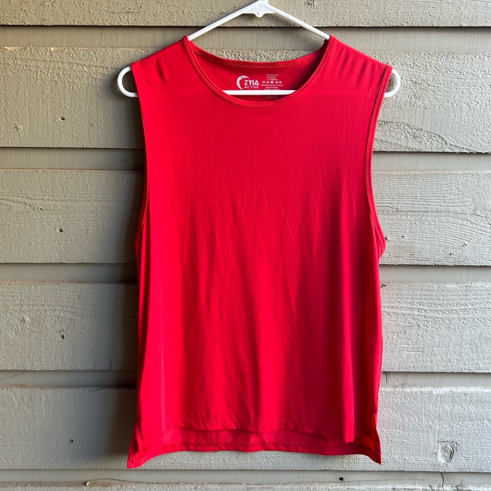 Zyia Red Slit Muscle Tank Size Large Barely Worn